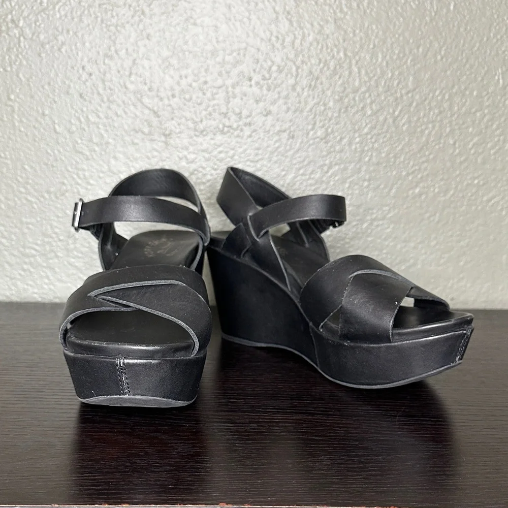 Kork Ease (8) - Picture 1 of 10